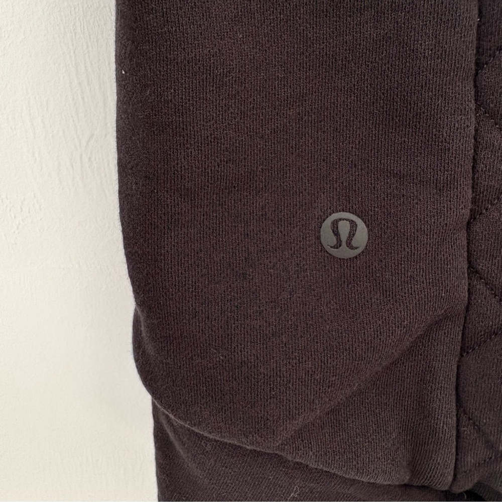 Lululemon Forever Warm Pullover Quilted Black 4 - Picture 7 of 8